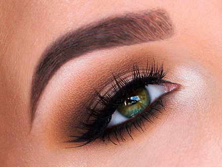 Пошаговый гайд: Как сделать идеальные «смоки айс» (Smokey Eyes)