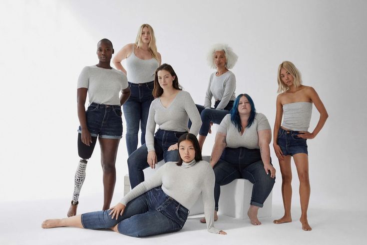 Бодипозитив и мода: Как полюбить свое отражение в зеркале